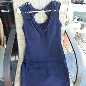 Size 8 En focus dress